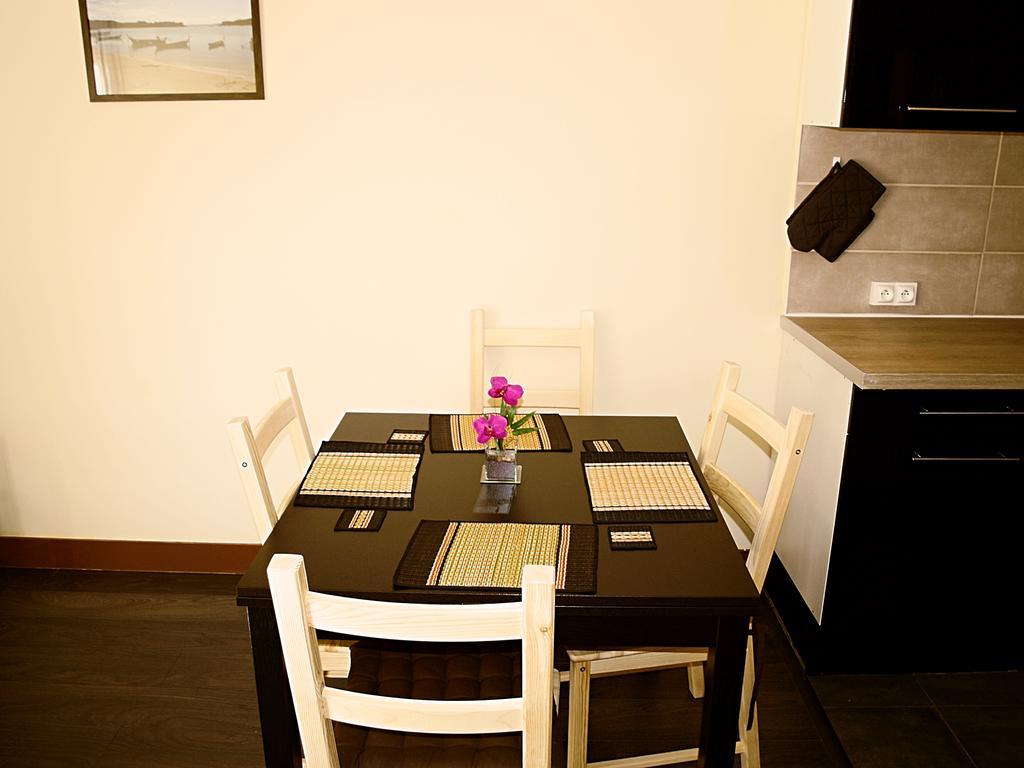 Au Petit Thai - T2 Avec Balcon - Montpellier Centre Appartement Buitenkant foto