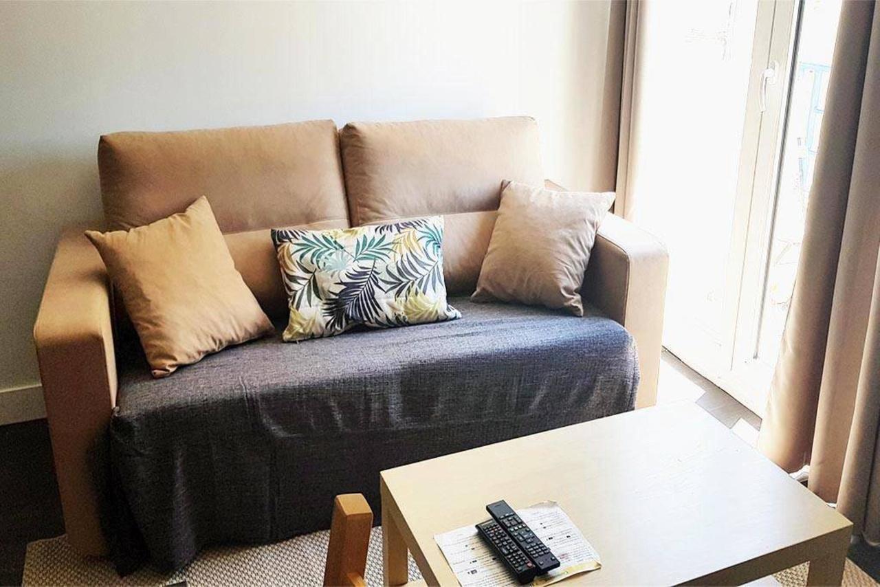 Au Petit Thai - T2 Avec Balcon - Montpellier Centre Appartement Buitenkant foto