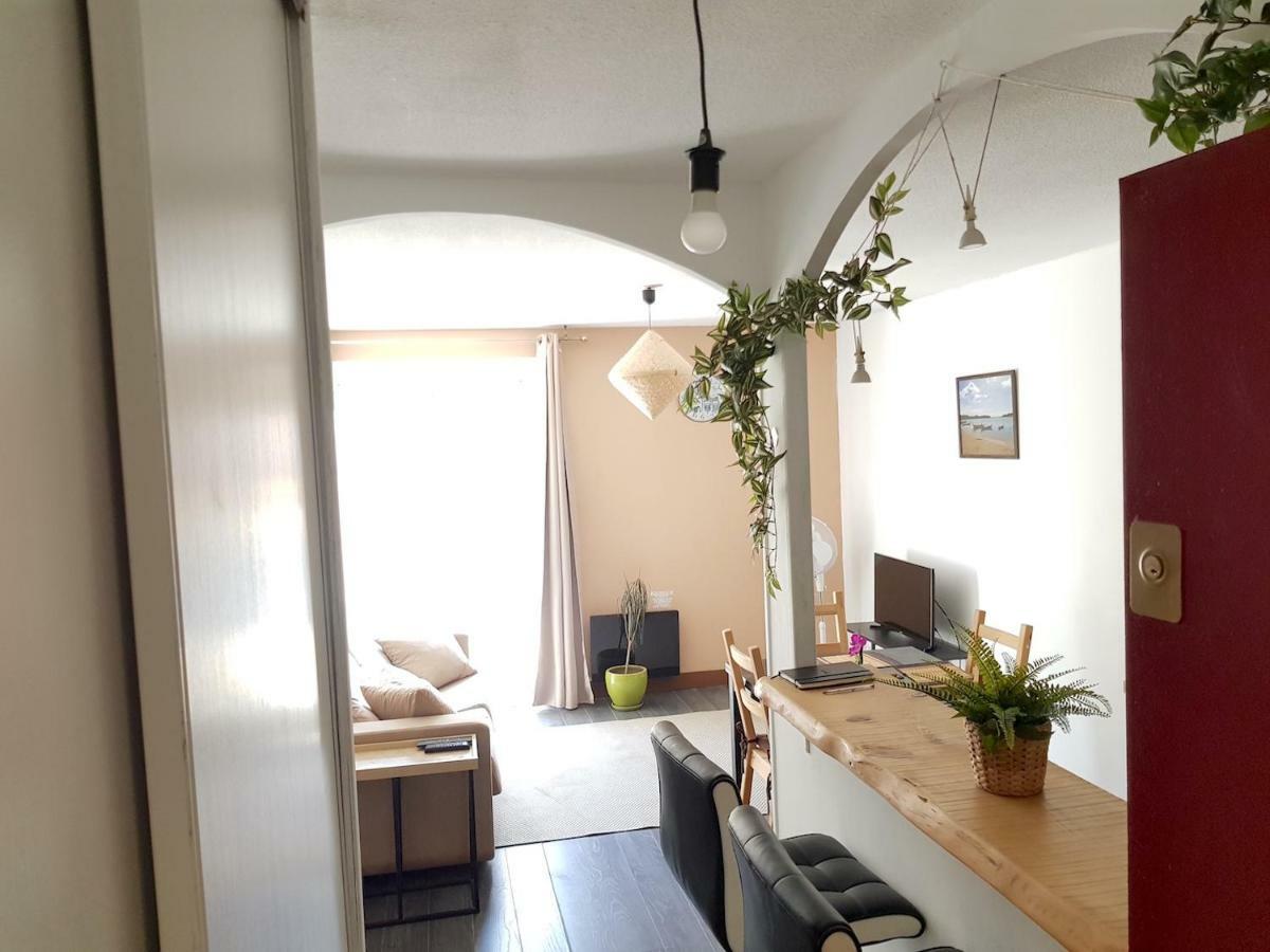 Au Petit Thai - T2 Avec Balcon - Montpellier Centre Appartement Buitenkant foto